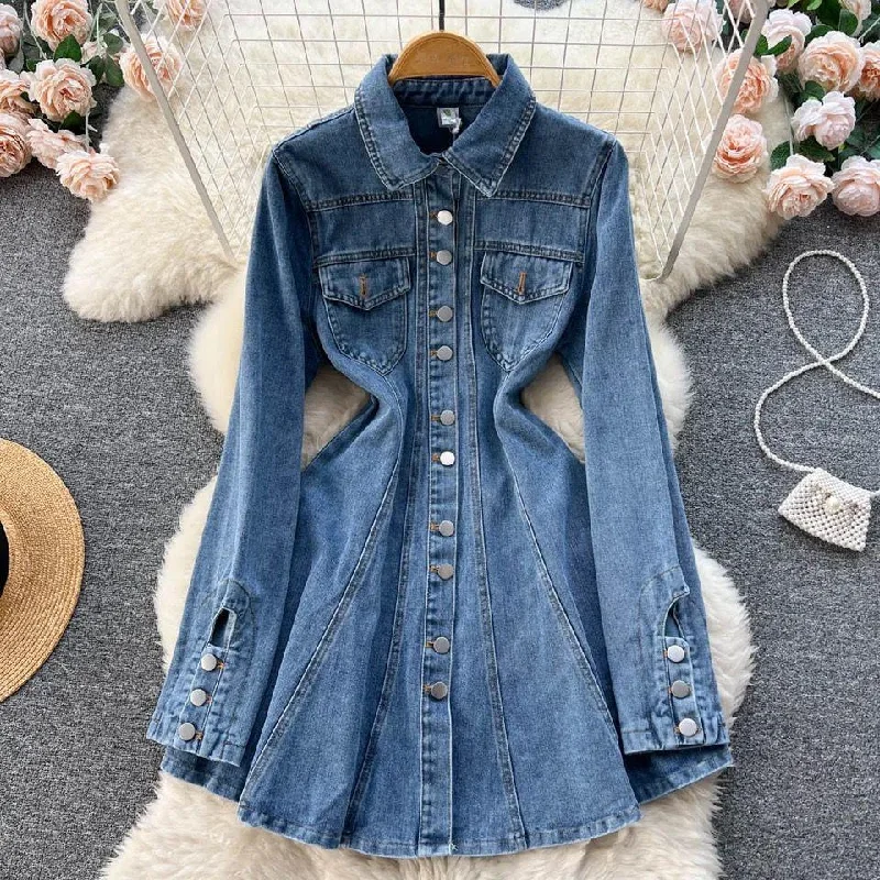 Denim dress with contrast placket--Plus is styled popular-Saoirse Denim Dress