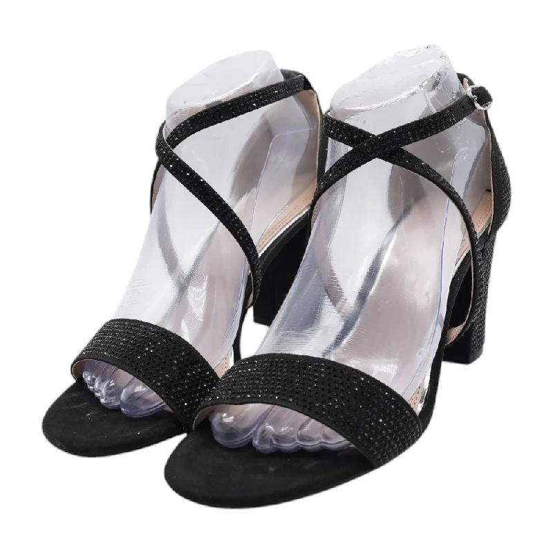 Versatile Heeled Sandals for Any Occasion---Black Pump Heels