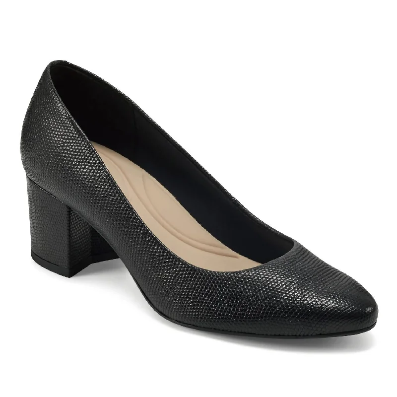 Cosma Pumps In Black Leather---Comfortable Leather Pumps for Office and Everyday Wear