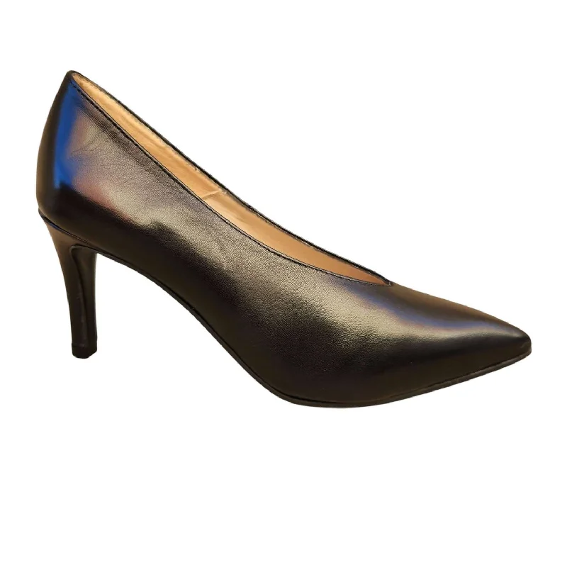 Women's Leather Pump In Black Leather---Comfortable Leather Pumps for Office and Everyday Wear