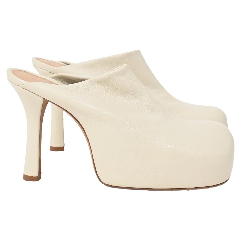 Bottega Veneta Bold Mules in Cream Leather---Comfortable Leather Pumps for Office and Everyday Wear