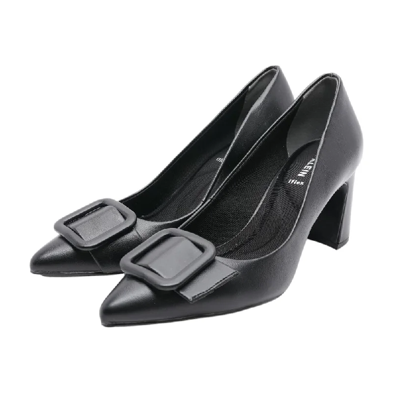 Versatile Heeled Sandals for Any Occasion---Black Pump Heels