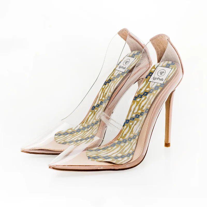 Batik 3: Solo---Fashionable Kitten Heels for Date Night