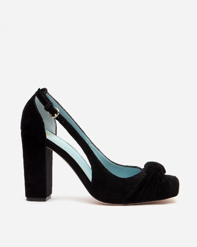 Luxurious Velvet Women's Pumps with Soft Finish---Retro Pump Velvet Black