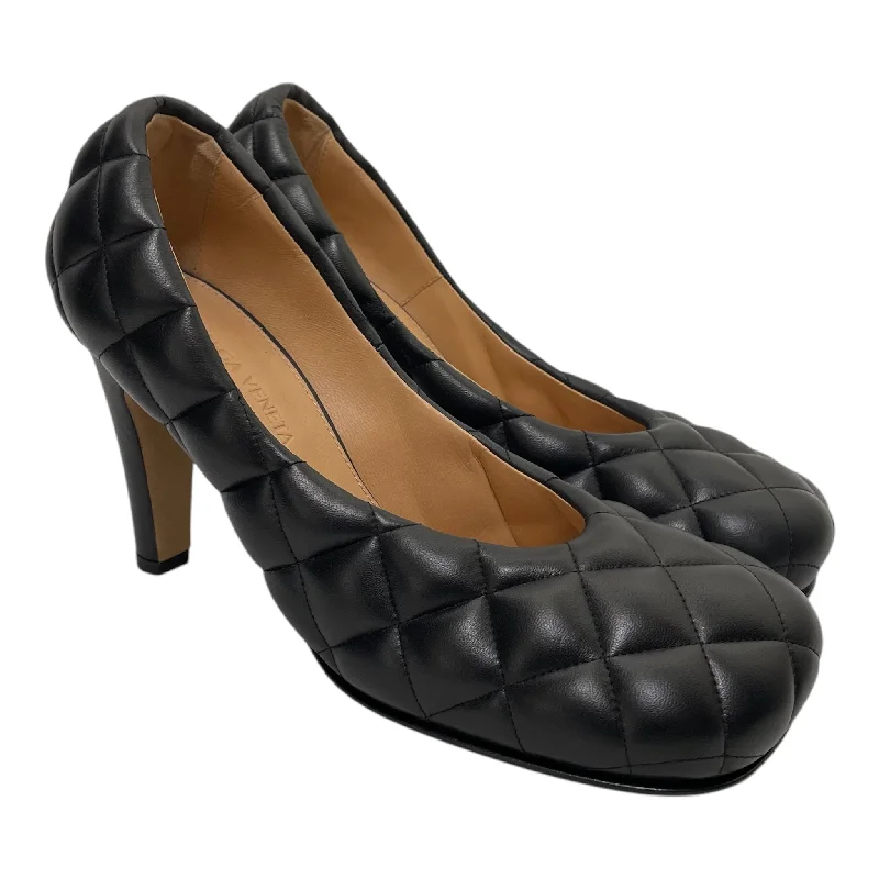 BOTTEGA VENETA/Heels/EU 37/Leather/BLK/rounded front---Comfortable Leather Pumps for Office and Everyday Wear