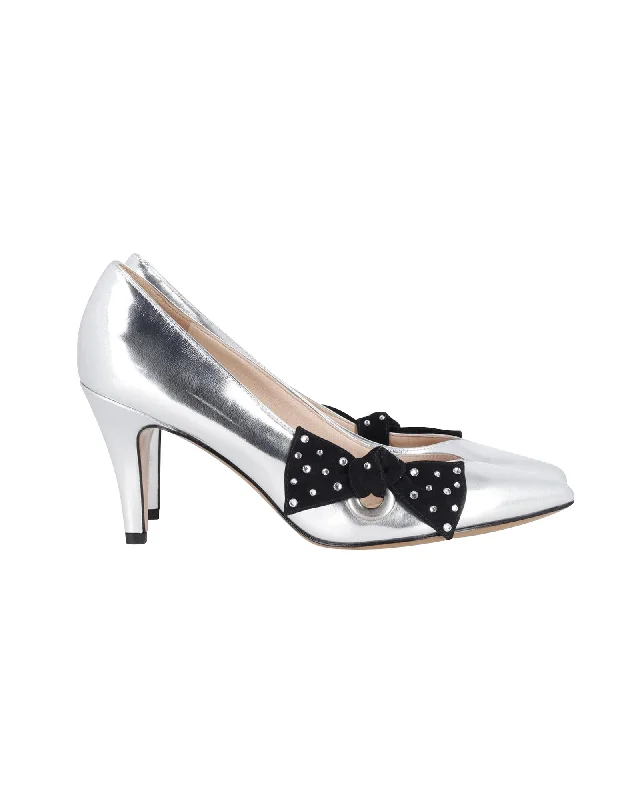 Marc Jacobs Bow Embellished Pumps in Metallic Silver Leather---Charming Bow Pumps for a Cute and Stylish Look