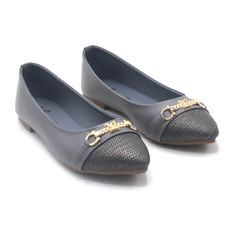 Versatile Heeled Sandals for Any Occasion---Women's Pumps - Grey