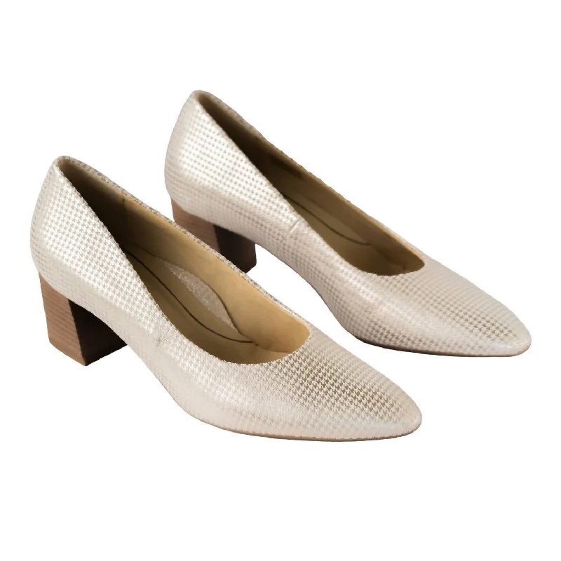 Versatile Heeled Sandals for Any Occasion---Women's Lichfield Pump In Puder Pepitakid