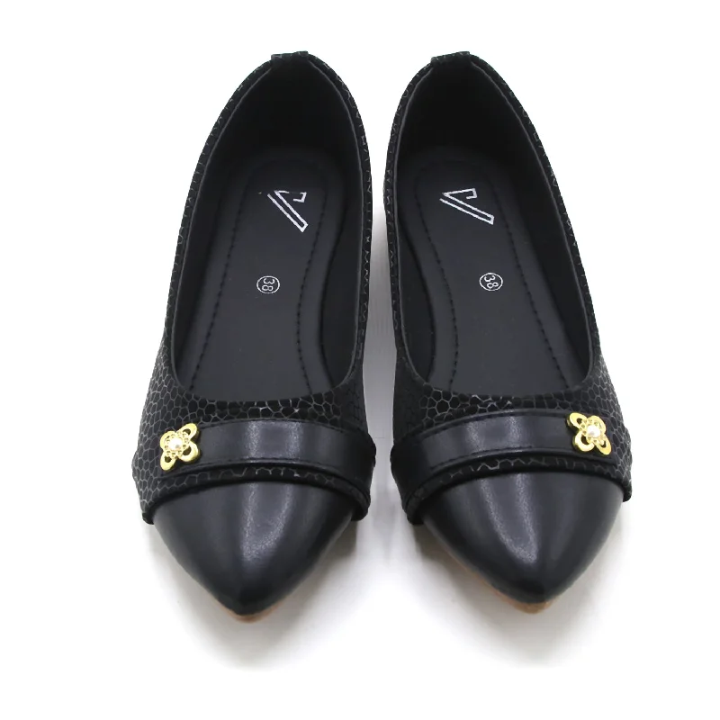 Versatile Heeled Sandals for Any Occasion---Women's Pumps - Black