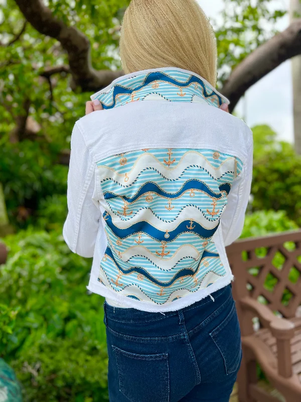 How to layer a denim jacket for style -The White Demin Jacket / Teal Anchor