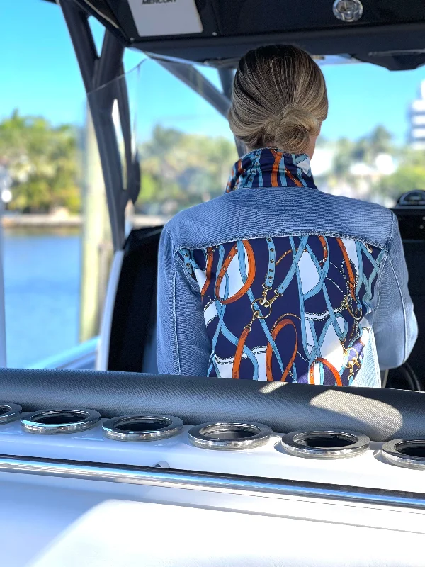Denim coats with sustainable materials -The Light Denim Jacket / Navy Straps