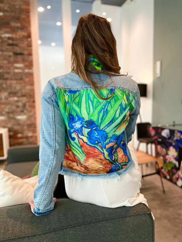 Denim jackets for pregnant women -The Light Denim Jacket / Sunset Iris
