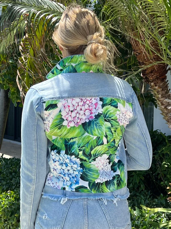 Women's denim jackets with vintage designs -The Light Denim Jacket / Green Leaf Hydrangea Women's denim jackets with vintage designs -The Light Denim Jacket / Green Leaf Hydrangea