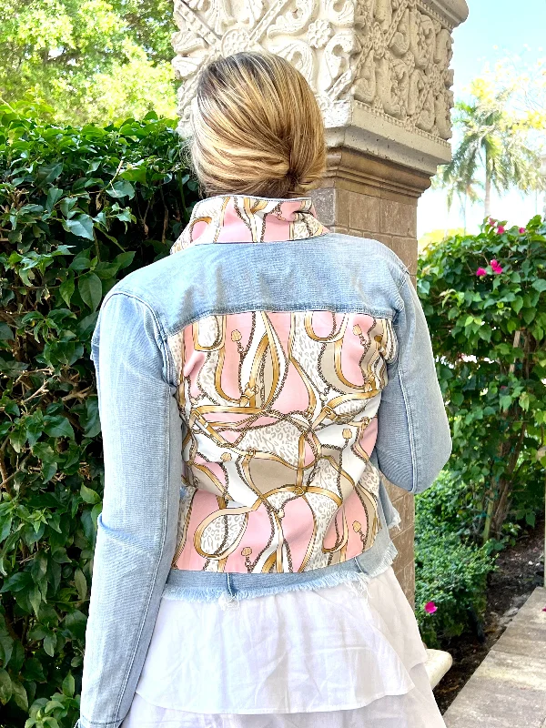Denim jackets for plus-size women -The Light Demin Jacket / Pink Makes Me Happy