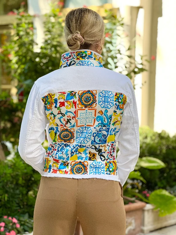 Denim jackets for petite women -The Denim Jacket / Love Lemons