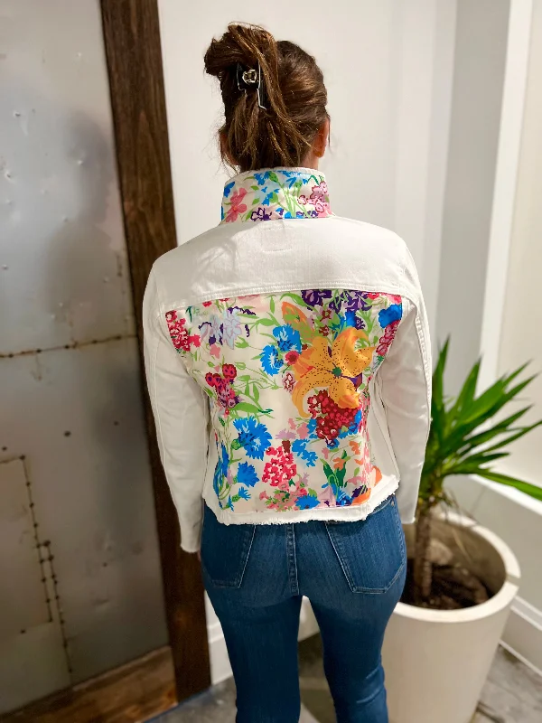 Styling denim jackets for summer -The White Denim Jacket / Designer Inspired Flowers