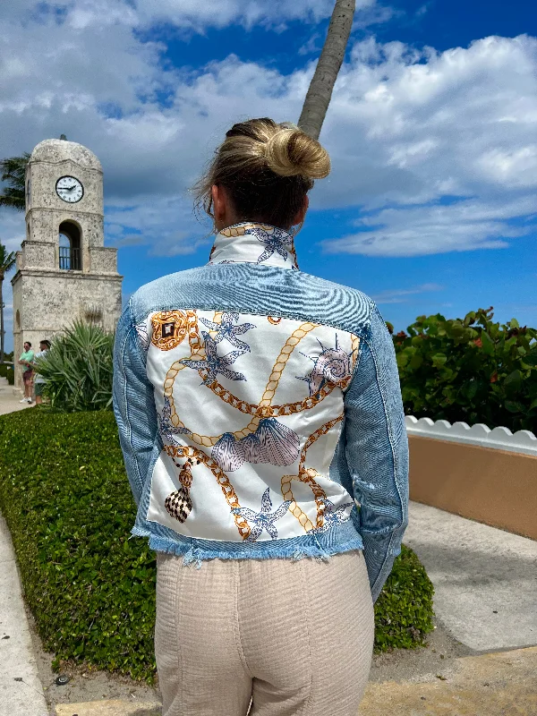How to style a denim jacket with dresses -The Light Denim Jacket / Ocean Inspiration How to style a denim jacket with dresses -The Light Denim Jacket / Ocean Inspiration