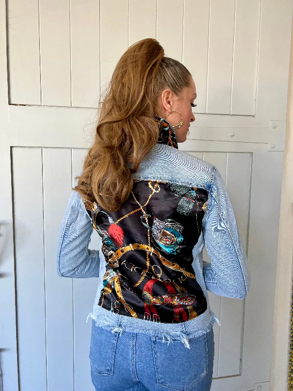 Denim jackets for pregnant women -The Light Denim Jacket / Black Colorful