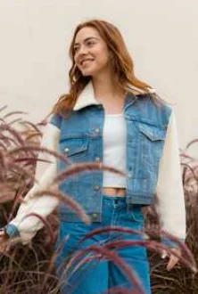 Denim coats for travel and outdoor activities -Meeting Friends Sherpa Denim Jacket (Denim) Denim coats for travel and outdoor activities -Meeting Friends Sherpa Denim Jacket (Denim)