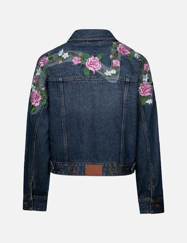 How to layer a denim jacket for style -Roses Daicock with Studs Logo Loose Fit Denim Jacket How to layer a denim jacket for style -Roses Daicock with Studs Logo Loose Fit Denim Jacket