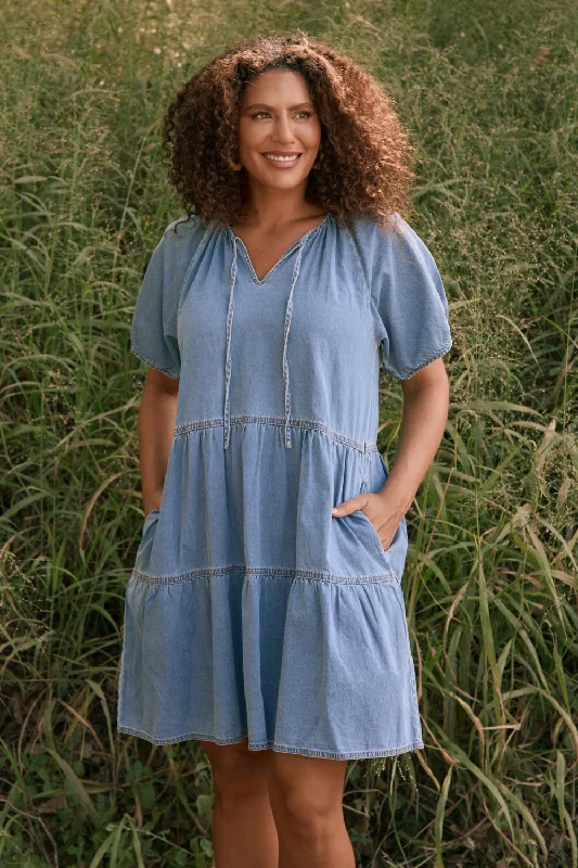 Denim dress with contrast yoke design--Ismay Chambray Short Dress in Light Wash