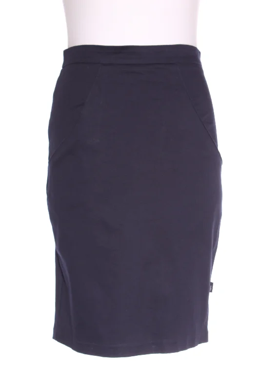 Women's denim skirts with pleats for added volume -KILT (NZ) Navy stretch denim skirt! 8 Women's denim skirts with pleats for added volume -KILT (NZ) Navy stretch denim skirt! 8