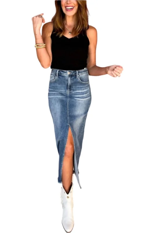 Women's denim skirts for formal occasions -Long Denim Skirt In Medium Wash