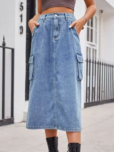 Women's midi denim skirts for vintage look -Slit Buttoned Denim Skirt with Pockets