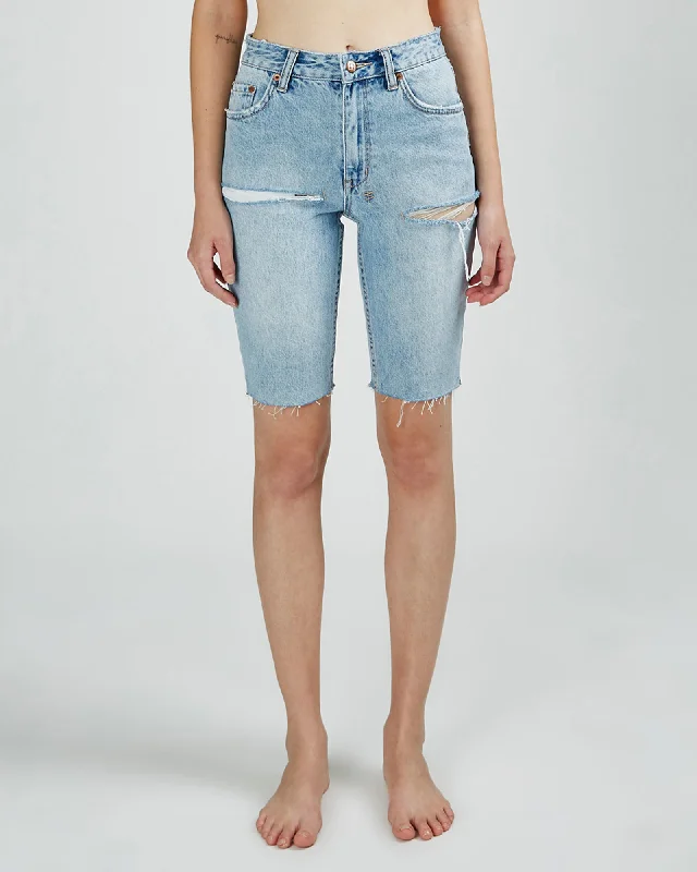 Women's denim shorts with earrings-APP-LAYE SHORT SLASH