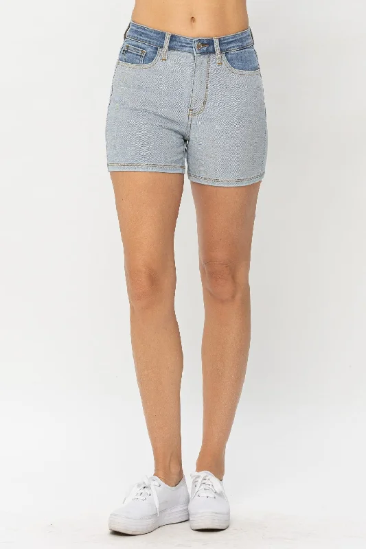 Women's denim shorts and a flowy blouse-Judy Blue Full Size Color Block Denim Shorts Women's denim shorts and a flowy blouse-Judy Blue Full Size Color Block Denim Shorts