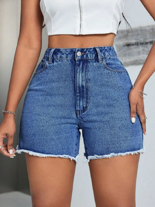 Women's denim shorts in hot weather :Raw Hem High Waist Denim Shorts