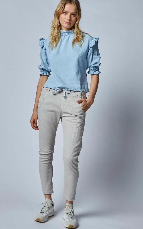 Active Vaporous Grey Jeans
