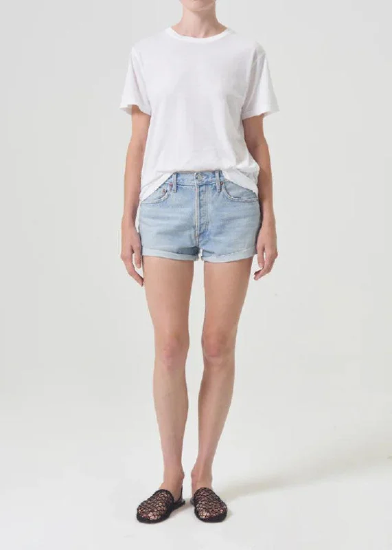 Women's denim shorts with an elongated hemline :Agolde Parker Short - Farewell