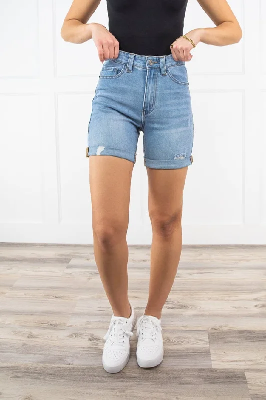 Women's denim shorts for a farmers market-Alice Roll Up Short