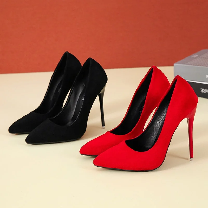 Stylish and Comfortable: Office Shoes for Crossdressers in Large Sizes---Elegant Evening Heels for Weddings and Parties