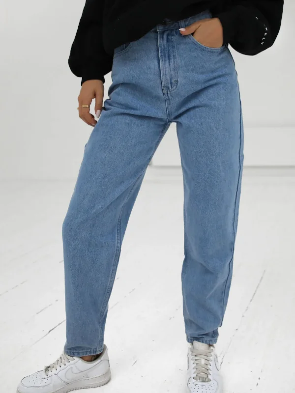 Women's denim jeans with a lace trim-Mom Jeans - Blue