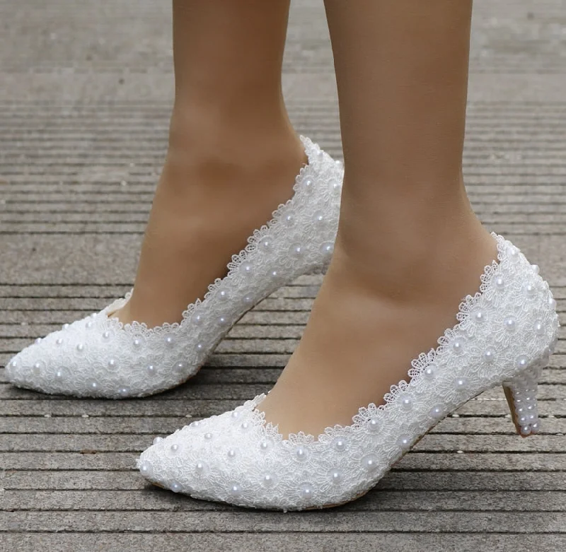 Crystal Queen White Lace Wedding Shoes 5CM Thick kitten Heel Shoes---Fashionable Kitten Heels for Date Night