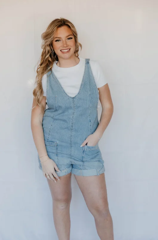 Women's denim shorts for styling a loose short :Free People High Roller Shortall