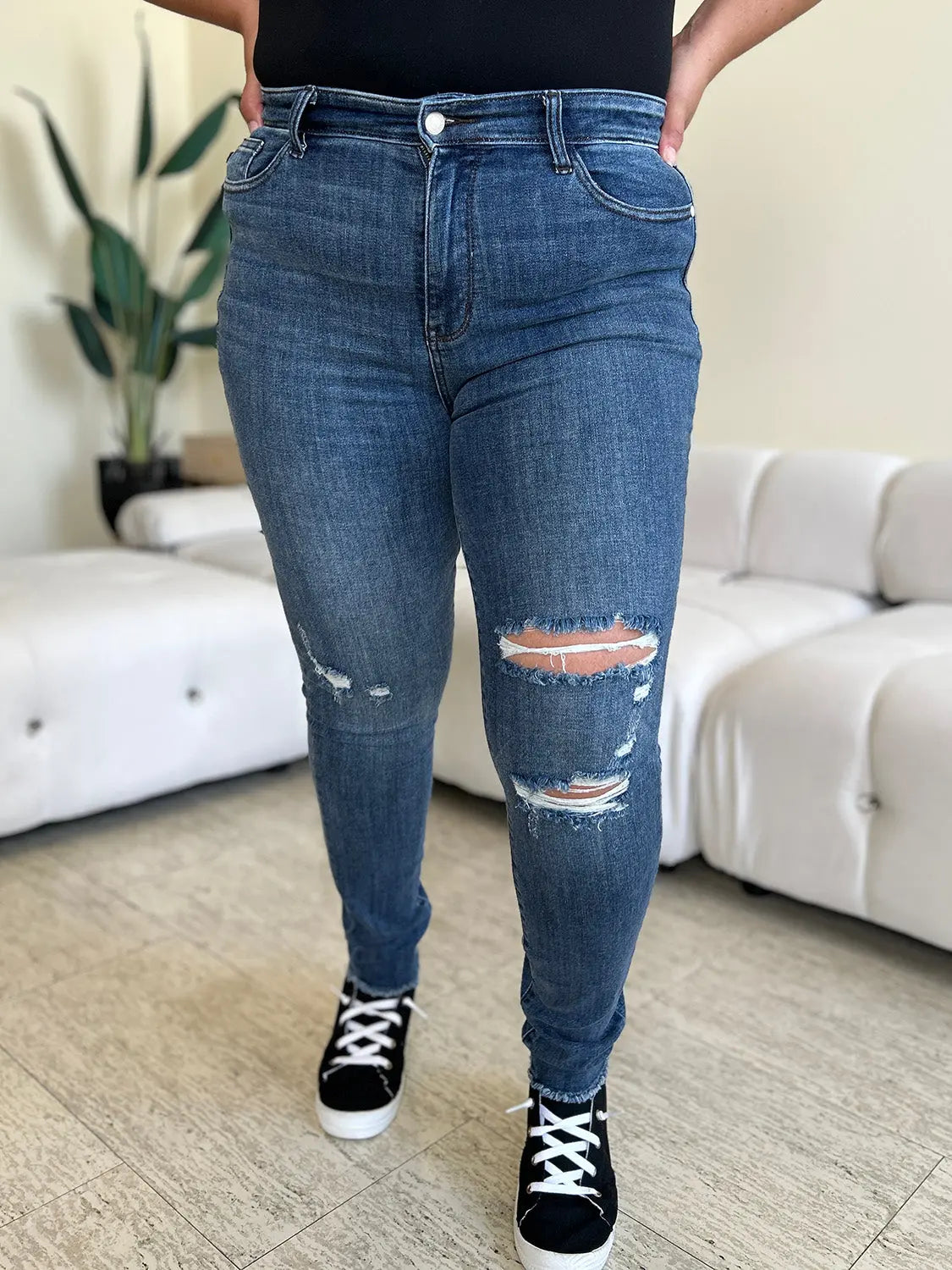 Judy Blue skinny jeans Full Size  High Waist Distressed