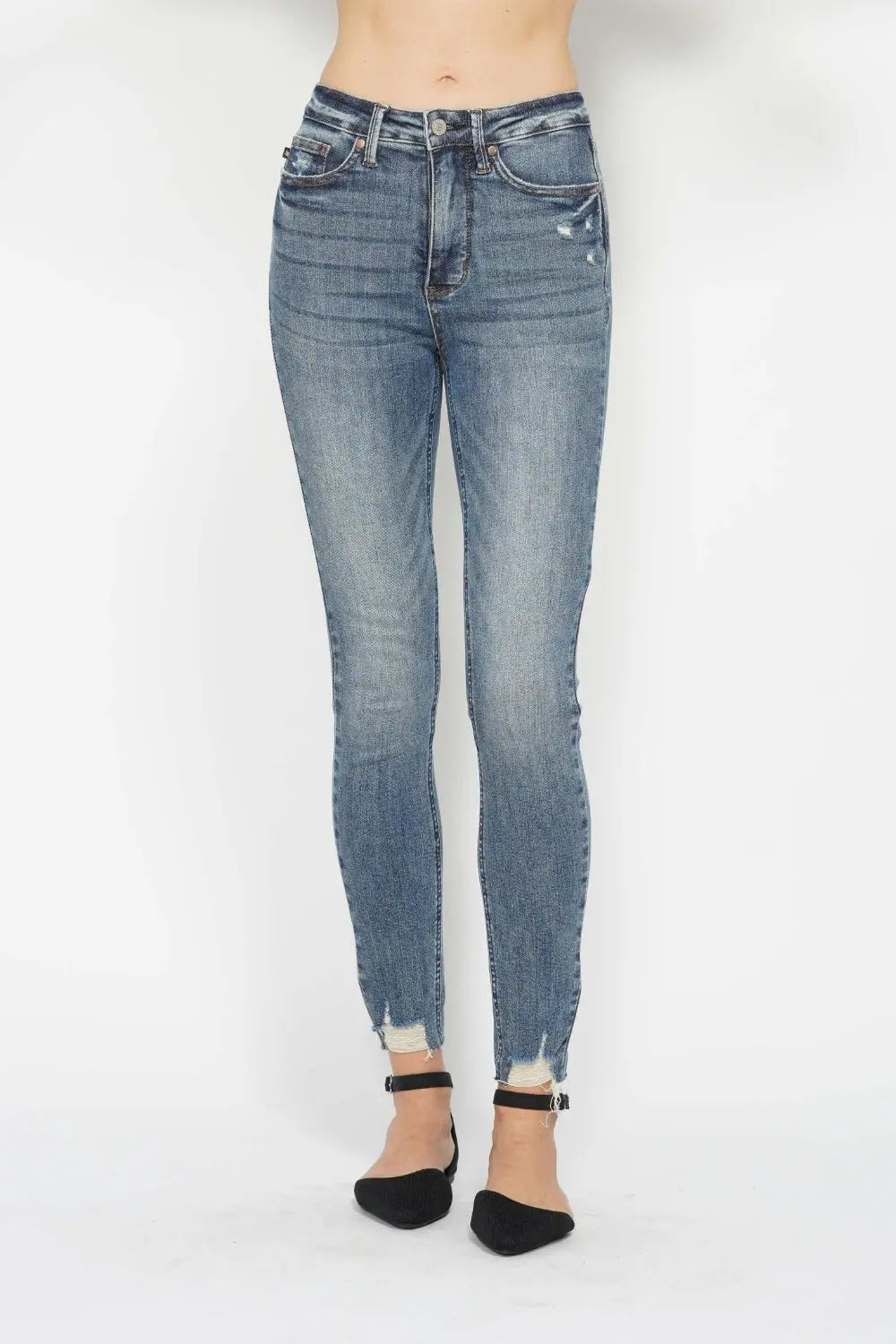 Judy Blue Triple Threat Tummy Control and Butt Lifting Skinny Jeans in REG/CURVY