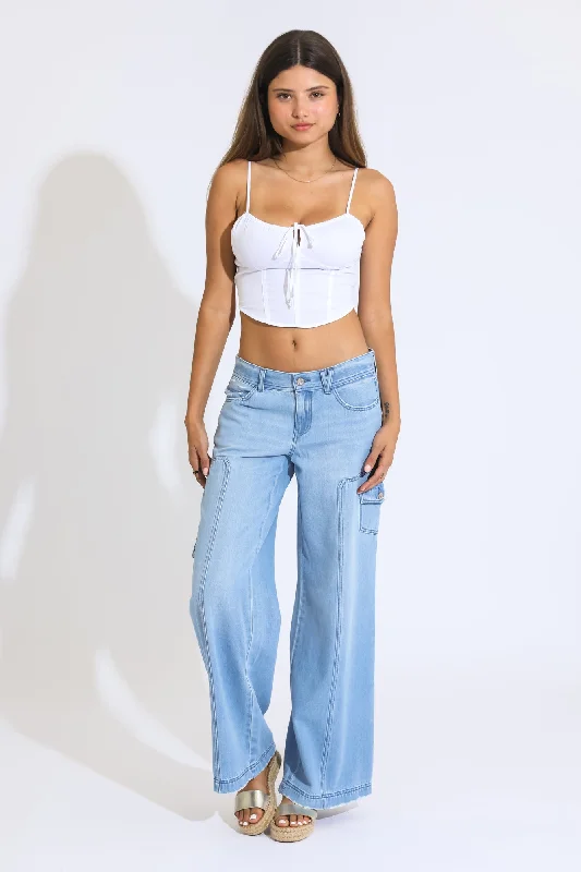 Women's denim jeans where can get fit for the women's Jeans-Maxine Low Rise Cargo Wide Leg Jeans - Light Indigo