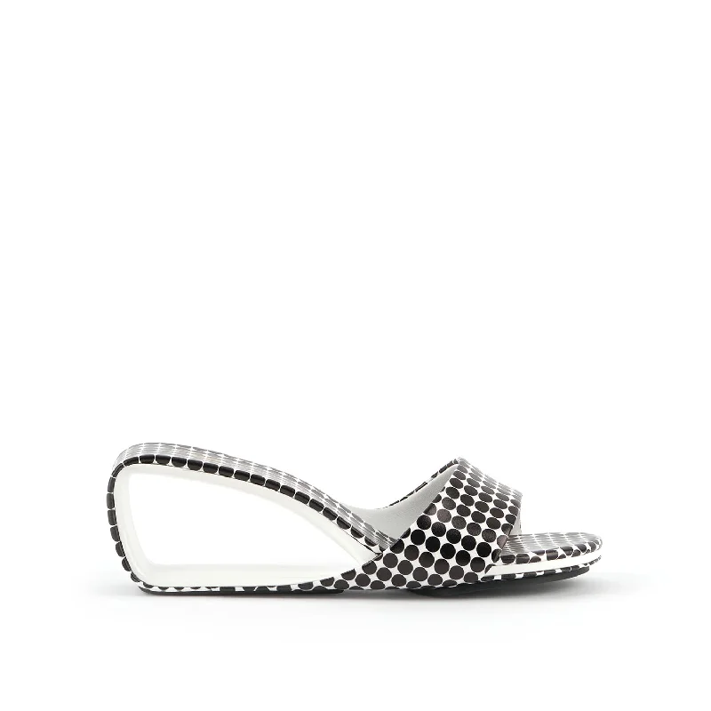 Versatile Heeled Sandals for Any Occasion---Mobius Mid