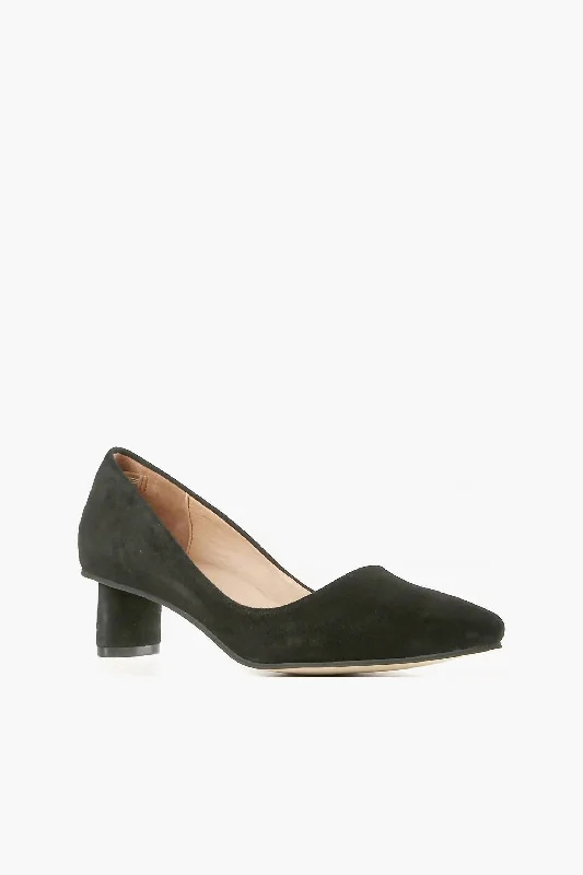 Oval Kitten Pump In Black---Fashionable Kitten Heels for Date Night