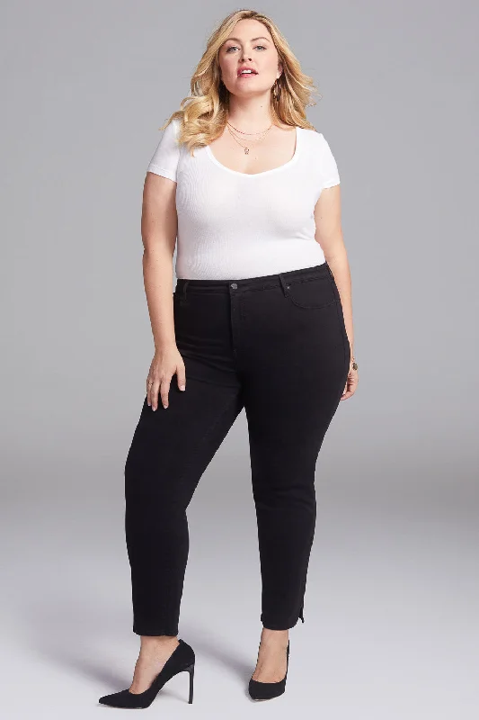Women's denim shorts and a long-sleeved shirt-Slim Straight Ankle Jeans In Short Inseam - Black