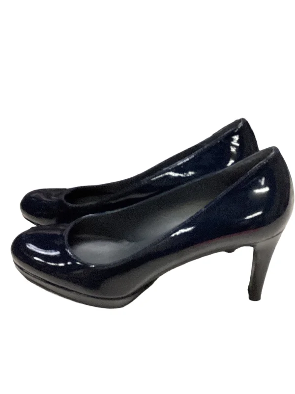 Stiletto Heel Pumps with Perfect Fit--Shoes Heels Stiletto By Stuart Weitzman  Size: 8-Fashionable & Classic