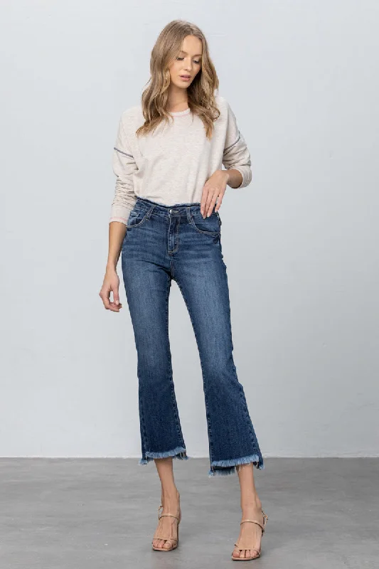 Women's denim shorts for a walk in the park-Shorty better Fray Waistband Detail Crop Boot Jeans Women's denim shorts for a walk in the park-Shorty better Fray Waistband Detail Crop Boot Jeans