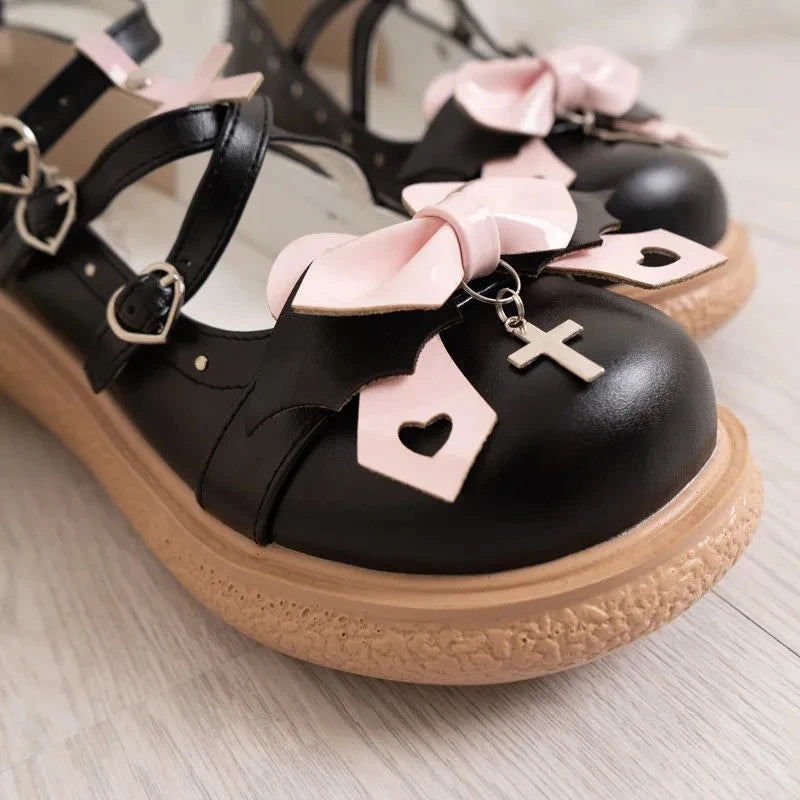 only black shoes