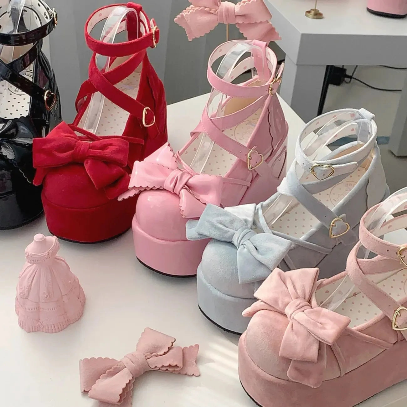 Sohiwoo  Sweet tea party Mandarin duck shoes Cos Girl Cream Bubbles Bow Kawaii Shoes Lolita Girls High Heel LoliShoes---Charming Bow Pumps for a Cute and Stylish Look