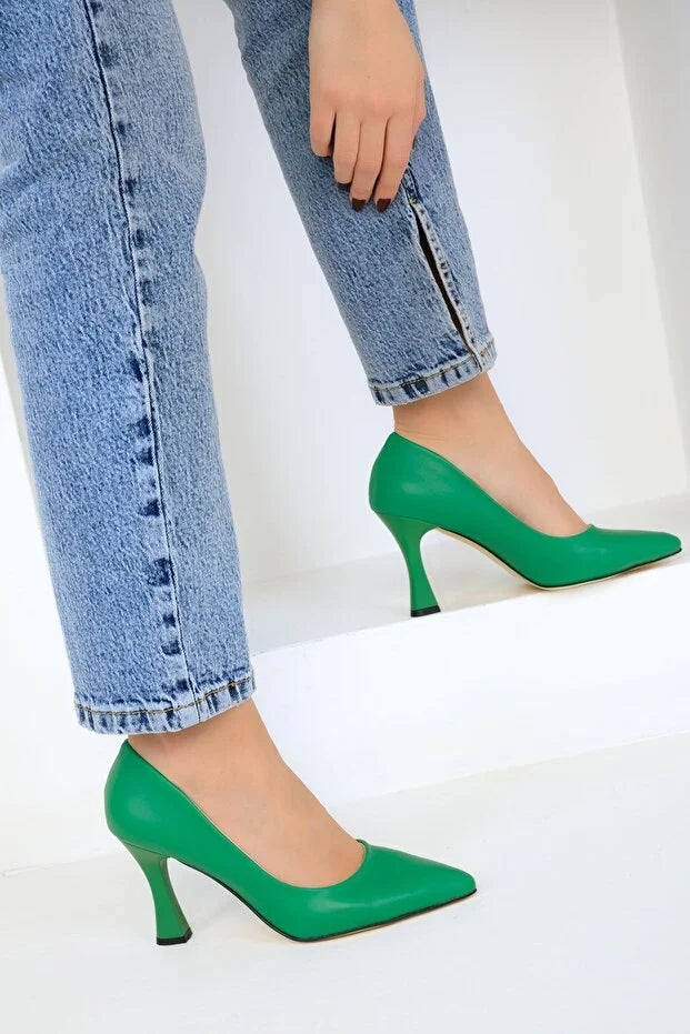 Versatile Heeled Sandals for Any Occasion---Soho Women's Emerald Green Classic Heel