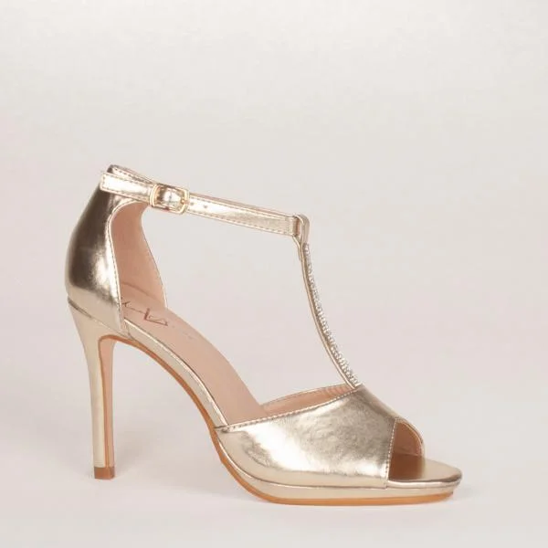 Versatile Heeled Sandals for Any Occasion---Una Healy Open Arms